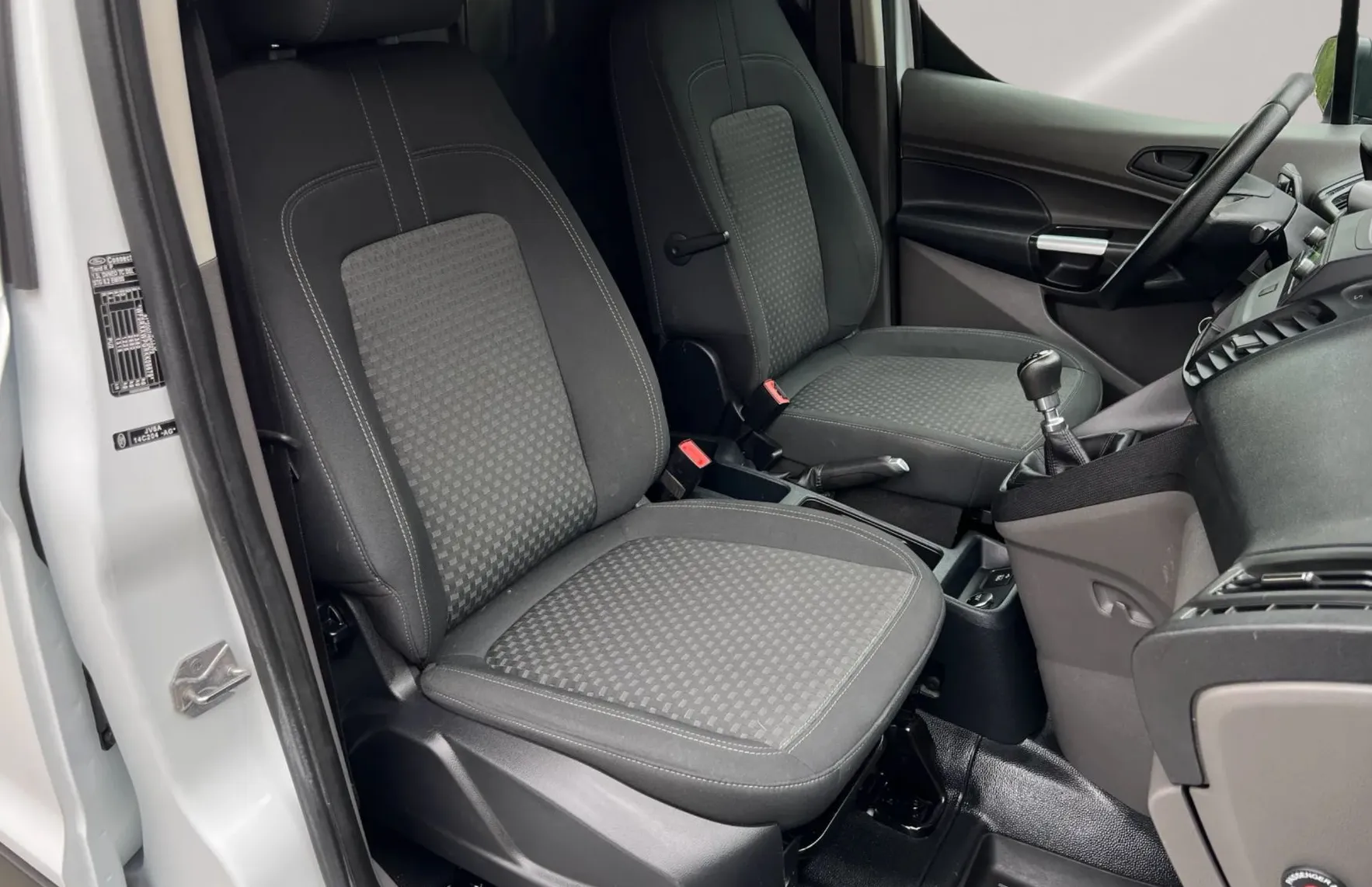 Zunanja slika - Ford Transit Connect - 1.5 tdci - 11