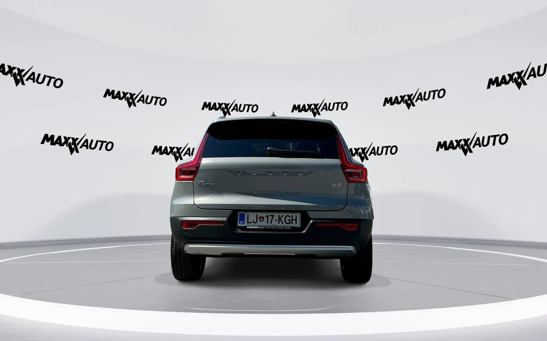Zunanja slika - Volvo XC40 - B3P Core Avt - 6