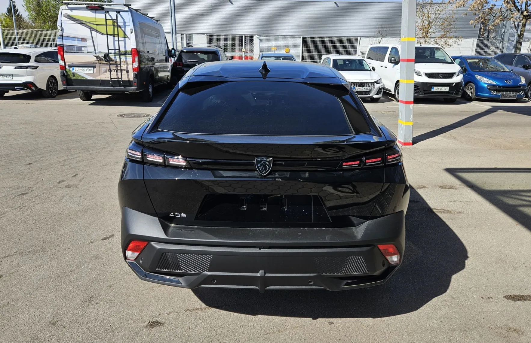 Zunanja slika - Peugeot 408 - ALLURE HIBRID 145 e-DCT6 - 5