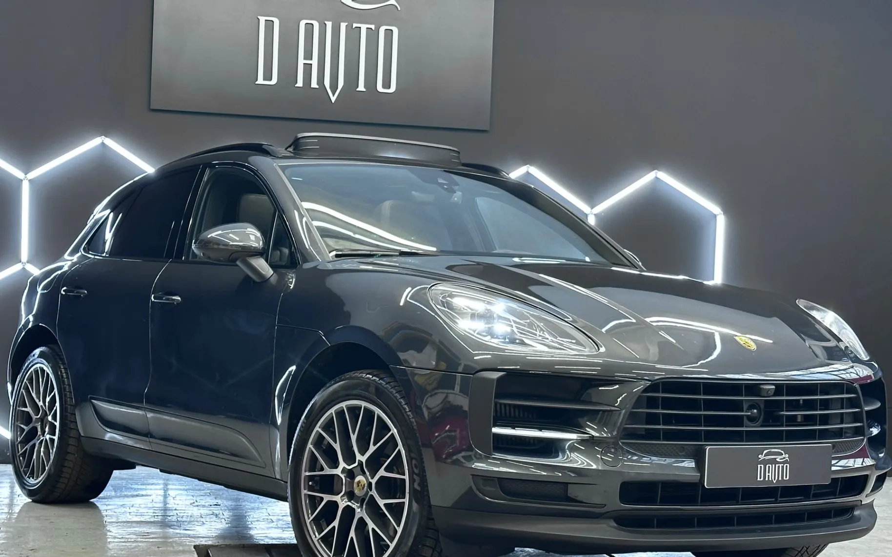 Zunanja slika - Porsche Macan - S ZRAČNO+PANO+BOSE+ACC+CHRONO+360KAMERA+HLAJENJE S - 3