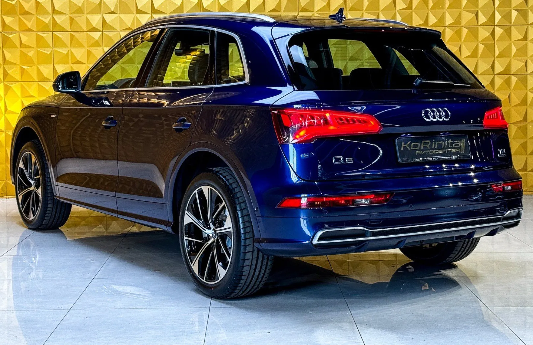 Zunanja slika - Audi Q5 - 2.0 TDI Quattro AUT. S Line-VIRTUAL-MATRIX-GRETJE - 8