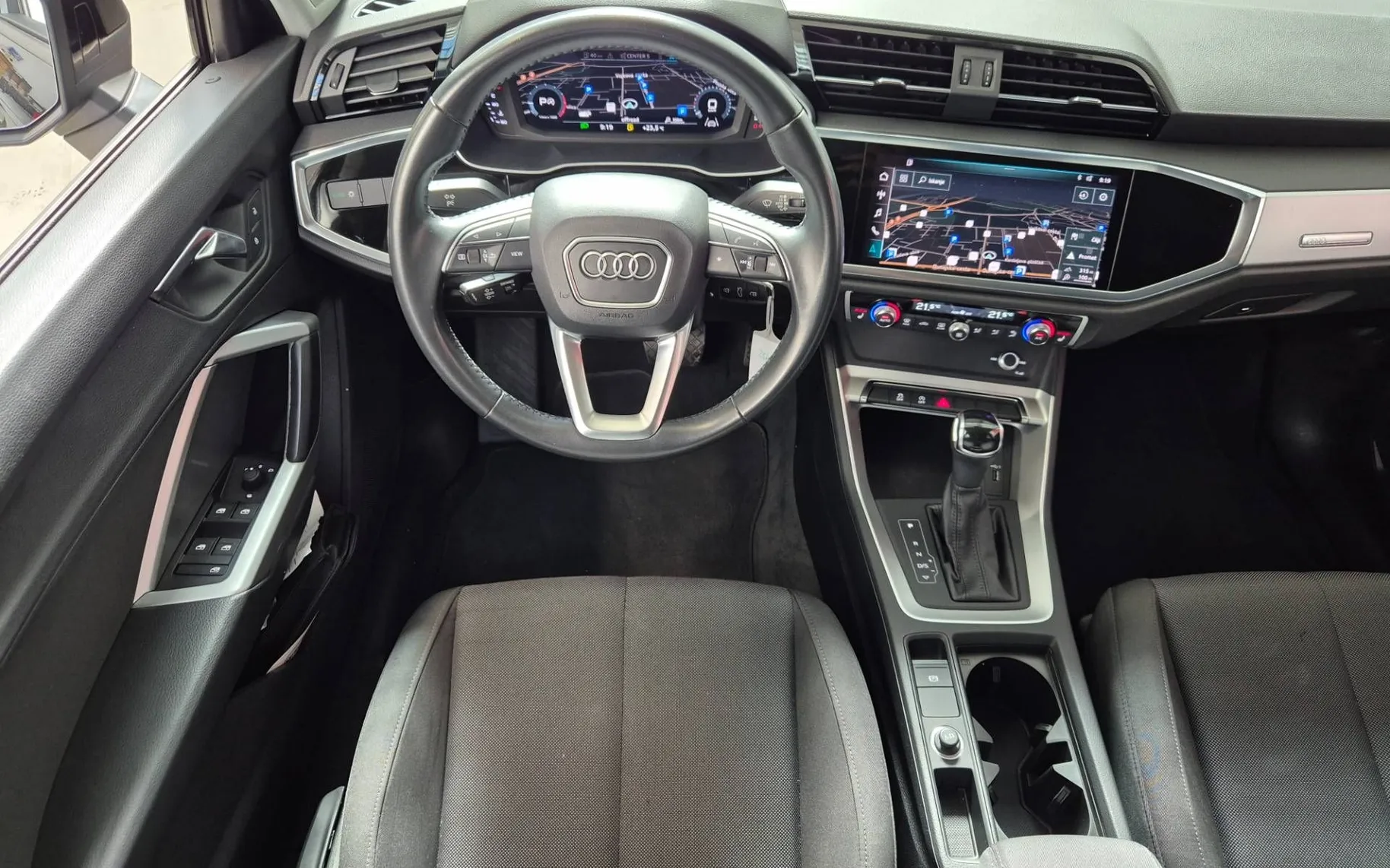 Zunanja slika - Audi Q3 - 35 TFSI S tronic 110 150 ODLIČEN SUPER PRILOŽNO - 6