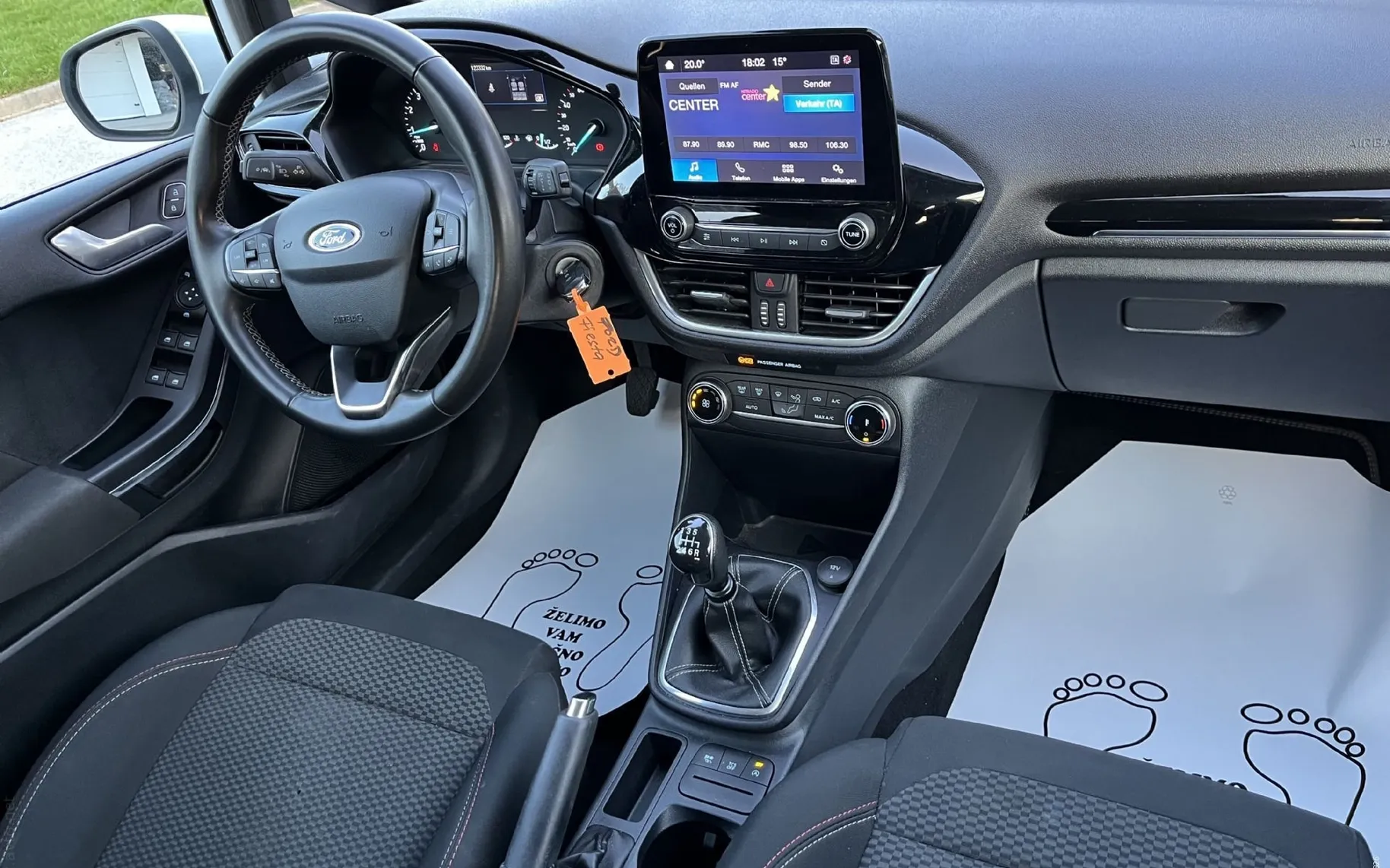 Notranja slika - Ford Fiesta - Active 1.0 EcoBoost -1 LASTNIK-ALU-LED-ODLIČNA - 8