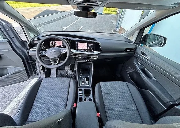 Zunanja slika - Ford Tourneo Connect - 2.0 TDCi EcoBlue 90kW A7. TITANIUM FWD - 7