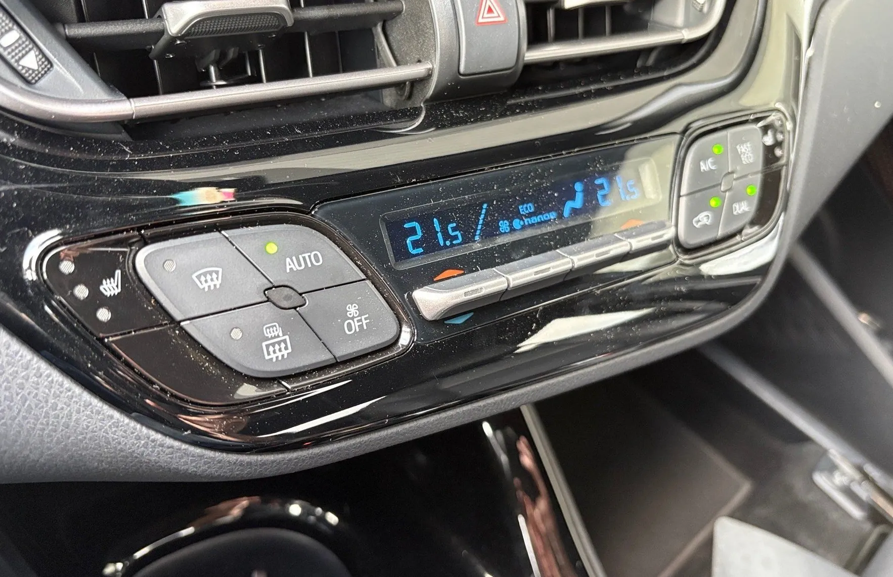 Zunanja slika - Toyota C-HR - Hybrid 1.8 VVT-i C-HIC Avt. - 17
