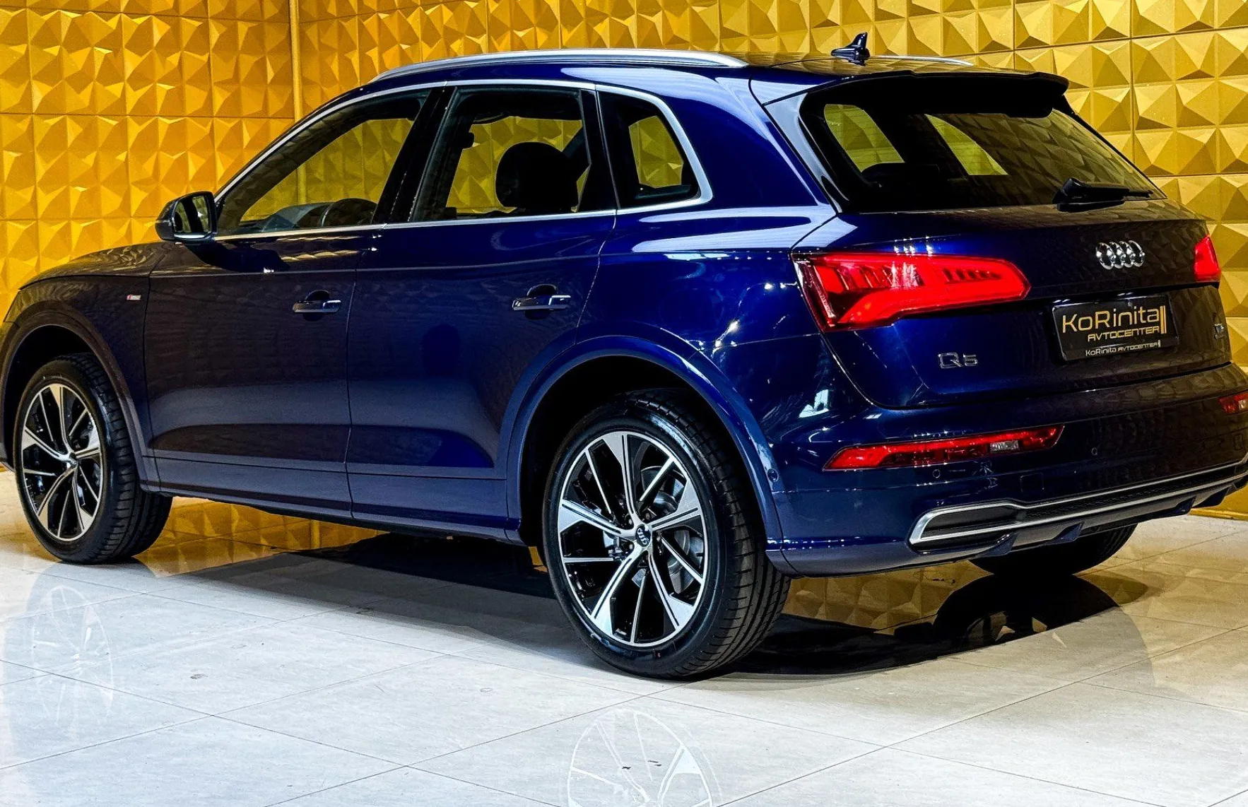 Zunanja slika - Audi Q5 - 2.0 TDI Quattro AUT. S Line-VIRTUAL-MATRIX-GRETJE - 7