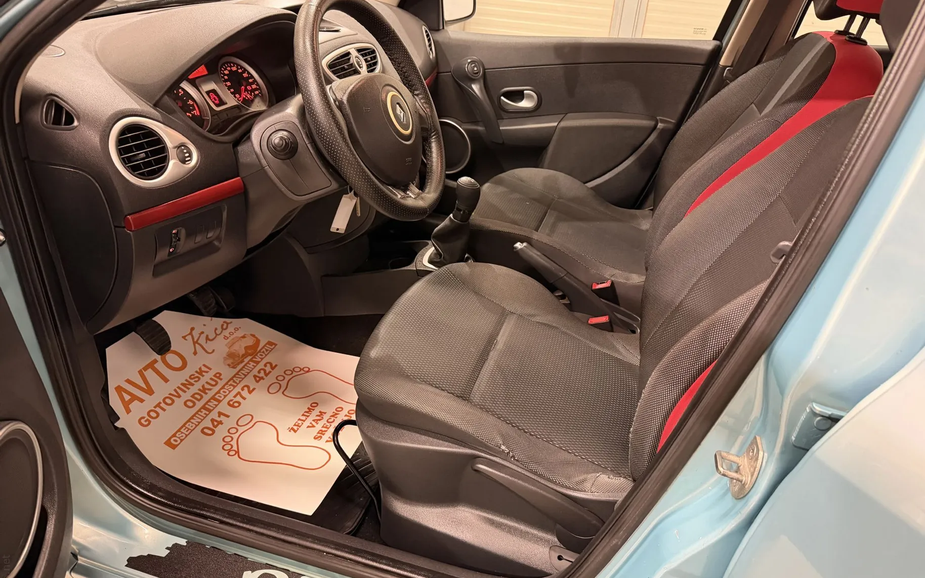 Zunanja slika - Renault Clio - 1.2 Rip Curl-KLIMA-SERVO-TRAJNIK BREZ POLOGA... - 6