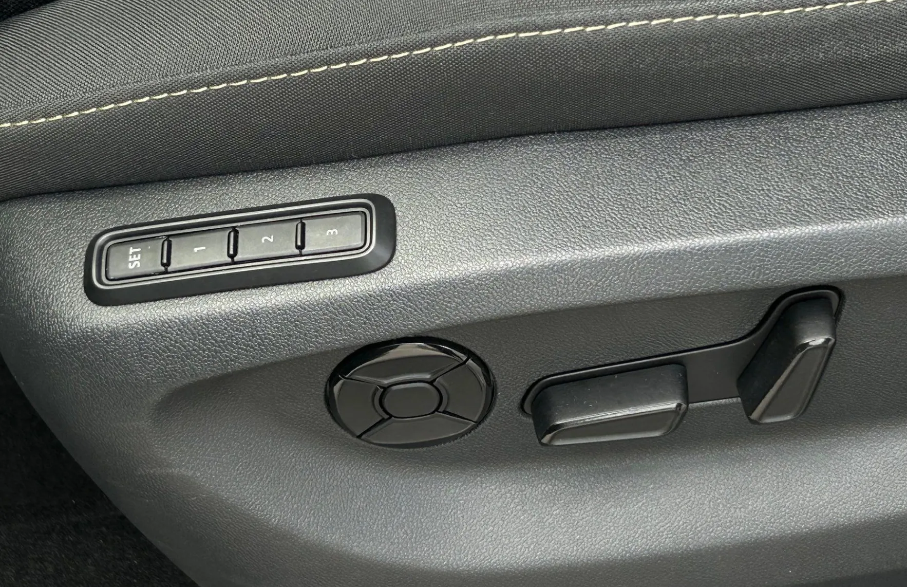 Zunanja slika - Škoda Kodiaq - 4x4 2.0 TDI Selection DSG - 8