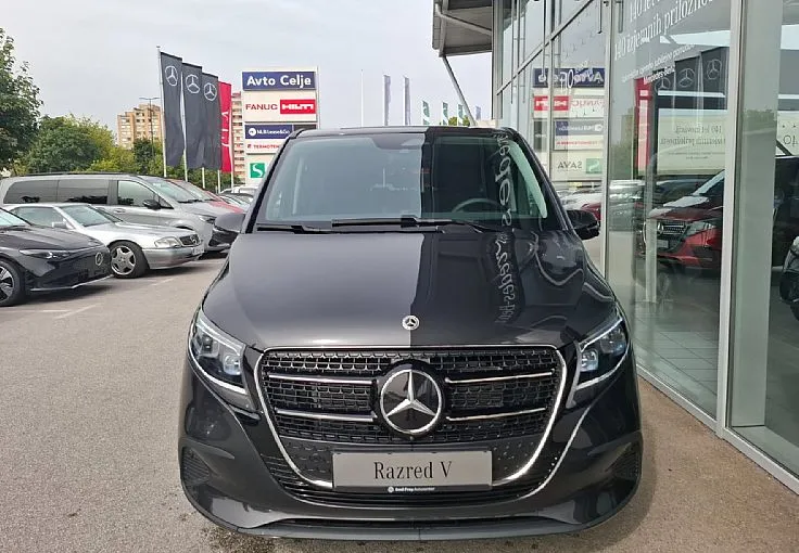Zunanja slika - Mercedes-Benz V-Razred - V 300 d 4MATIC Style dolgi Avt. - 7