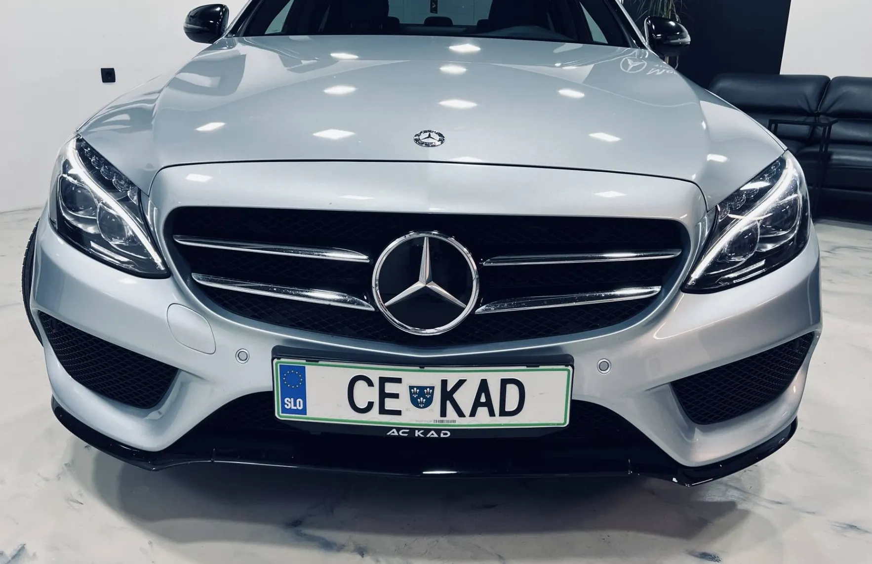 Zunanja slika - Mercedes-Benz C-Razred - C 220 d AMG LINE - KAMERA-LED-NAVI-GRETJE HLAJEN.. - 3
