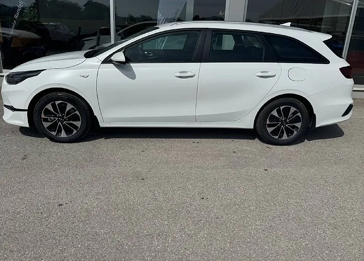 Zunanja slika - KIA Ceed - SW 1.5 T-GDi LX Champion+ ISG. M T 103 kW - 4