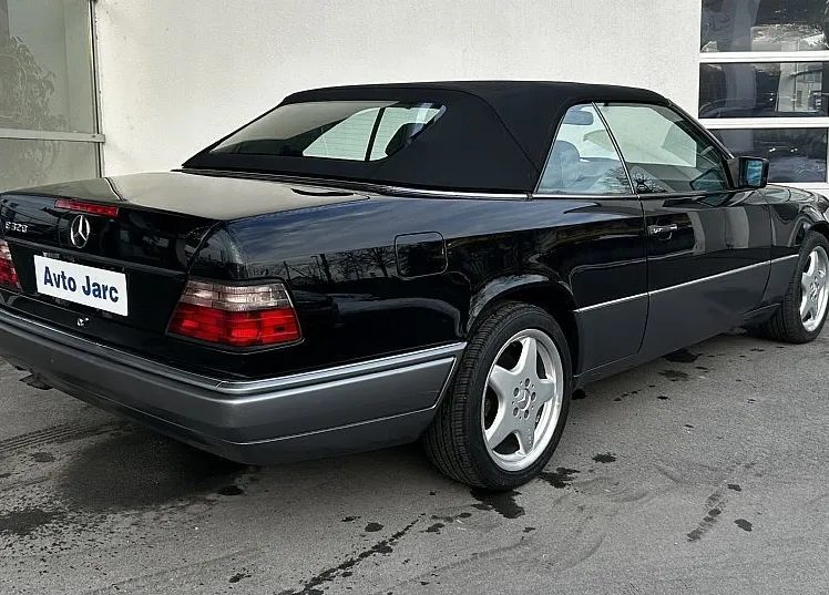 Zunanja slika - Mercedes-Benz E-Razred - E320 - 2