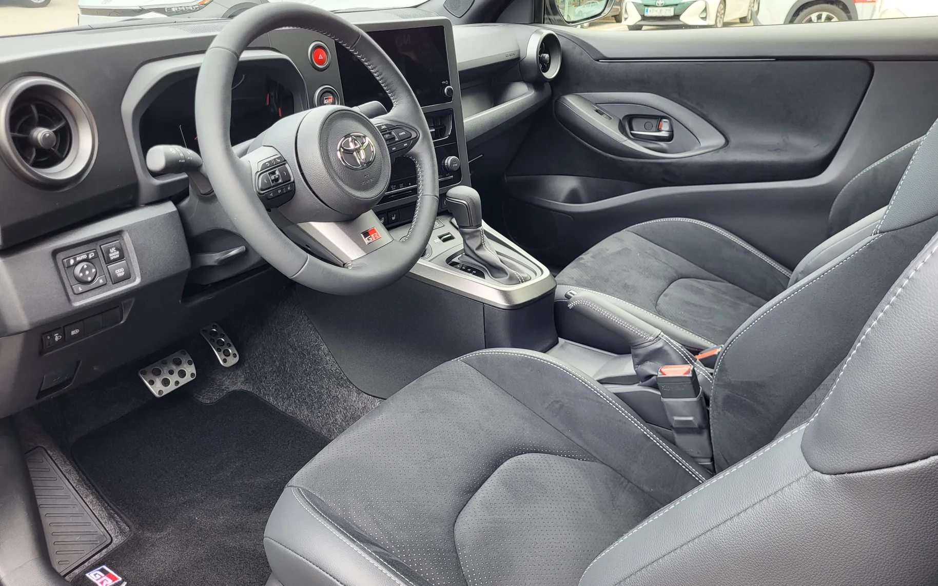 Notranja slika - Toyota Yaris - GR - 15