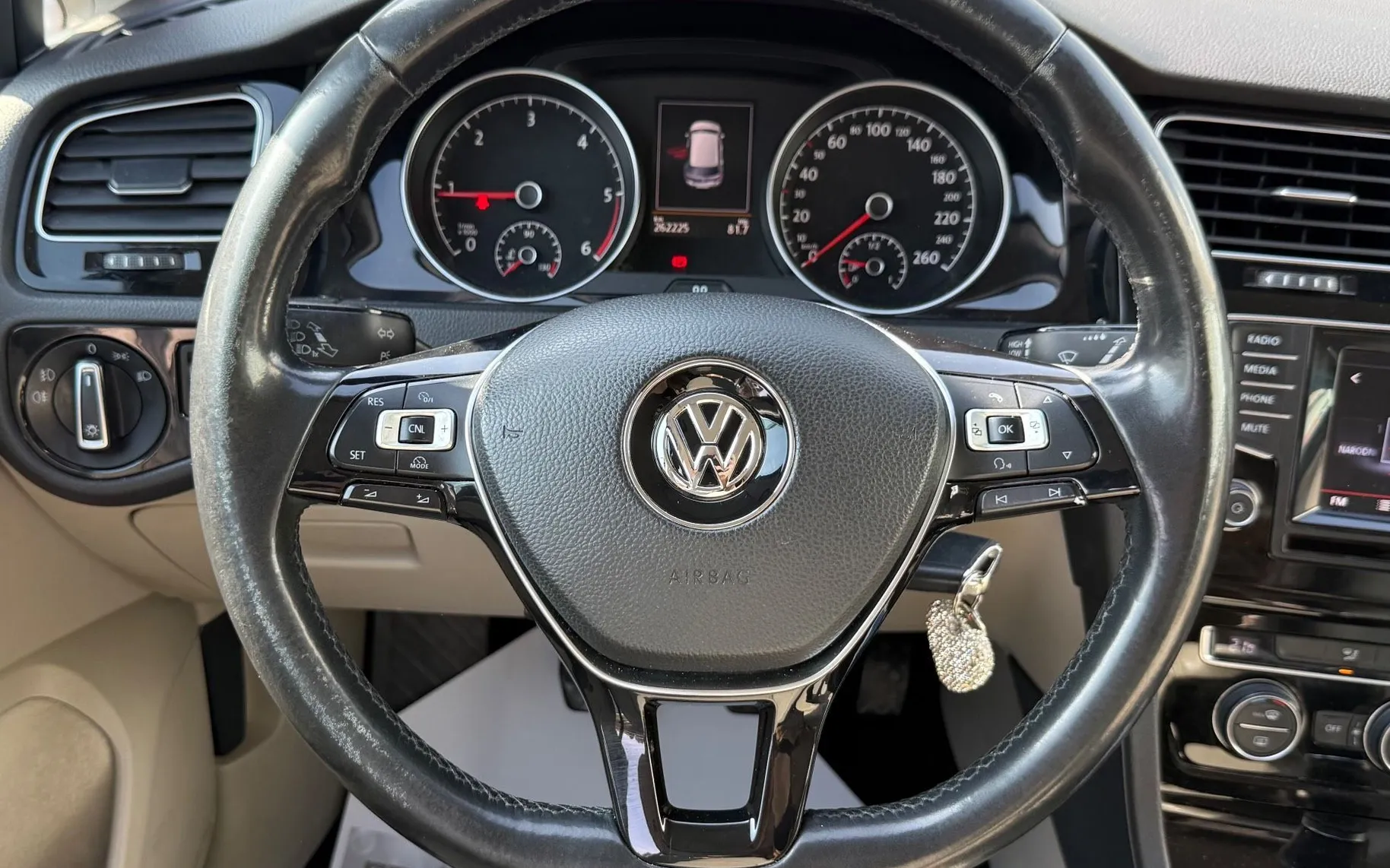 Zunanja slika - Volkswagen Golf - 1.6 TDI BlueMotion Tech Comfort.77kW - 12