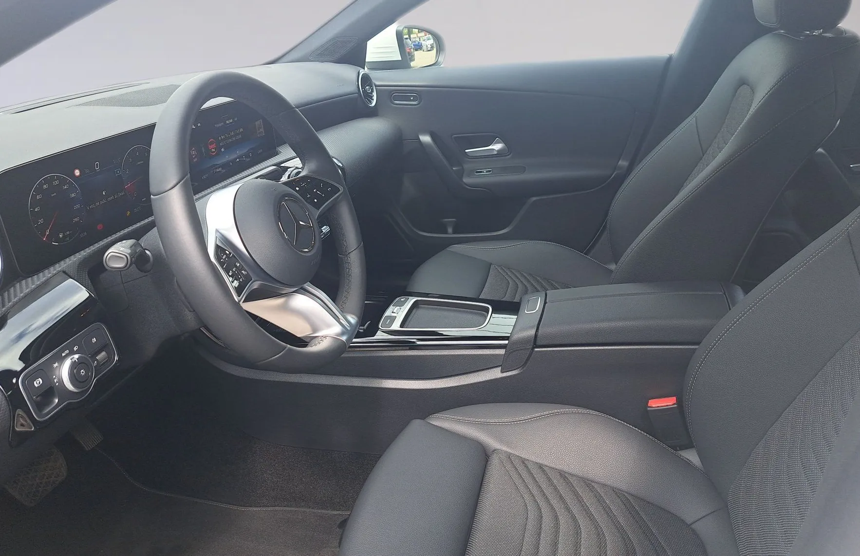 Zunanja slika - Mercedes-Benz CLA-Razred - 200 Progressive - 7