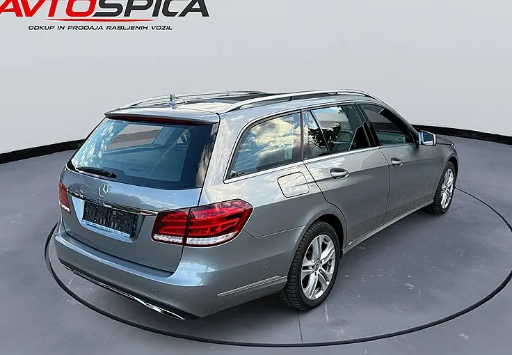 Zunanja slika - Mercedes-Benz E-Razred - E 250 BlueTEC 4MATIC T Avt.-NA OBROKE BREZ POLOGA- - 3