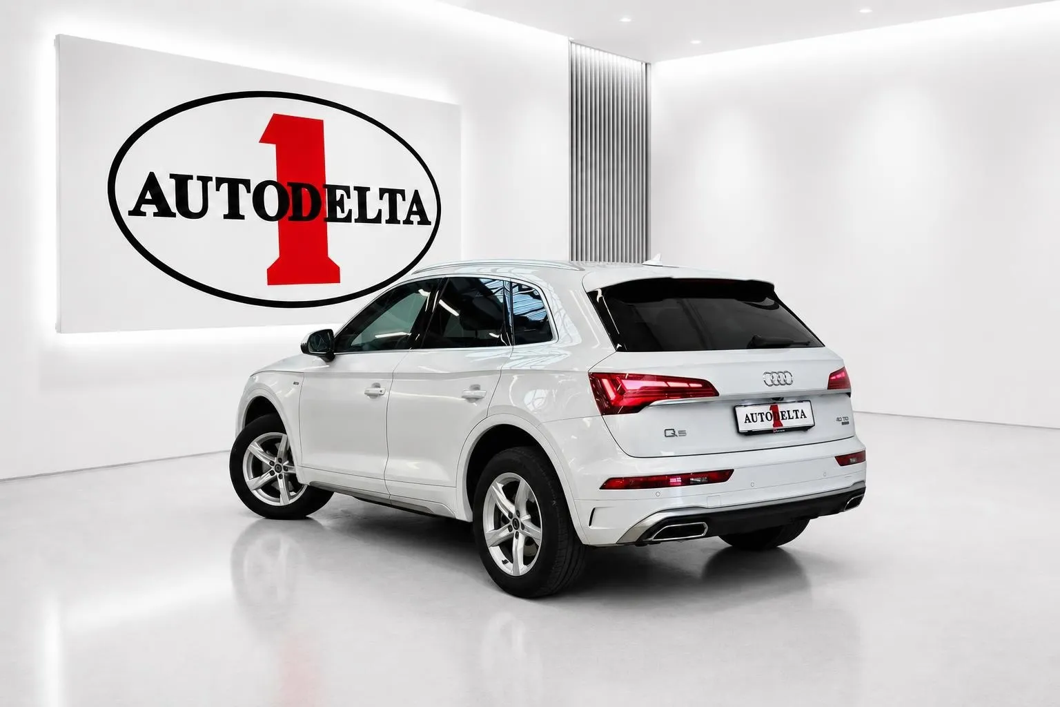 Zunanja slika - Audi Q5 - Quattro TDI S tronic - 4