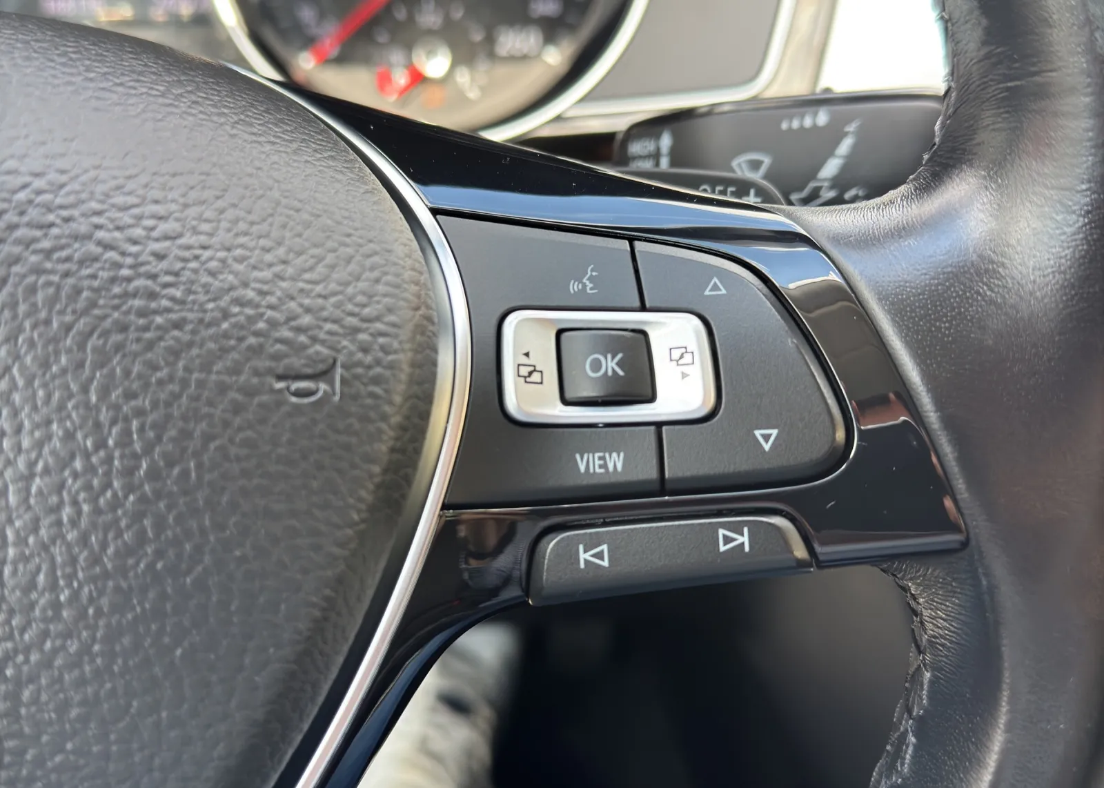 Zunanja slika - Volkswagen Passat - 2,0 TDI BMT Comfortline DSG - 16