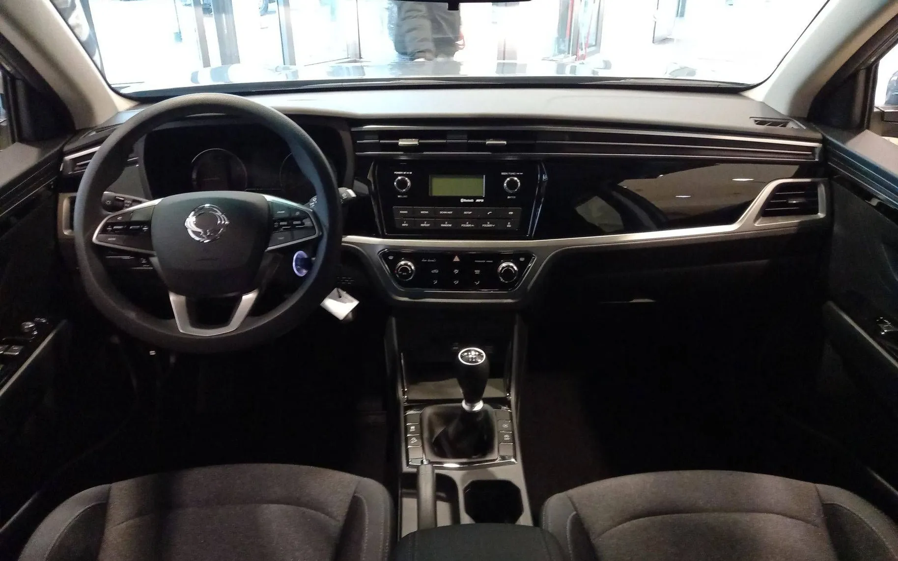 Notranja slika - SsangYong Korando - 1.5 T-GDi FRESH MT6 - 13