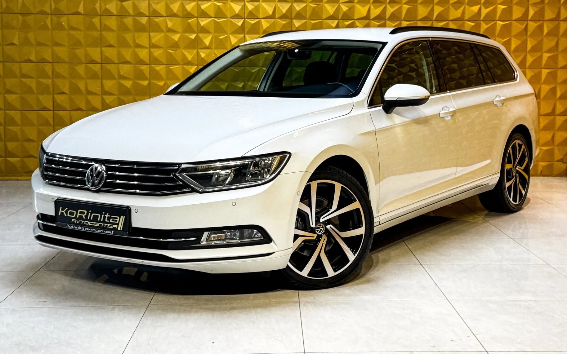Zunanja slika - Volkswagen Passat Variant - 2.0 TDI AUT.-PERLA-KLJUKA-MASAZA-GRETJE-RADAR... - 5
