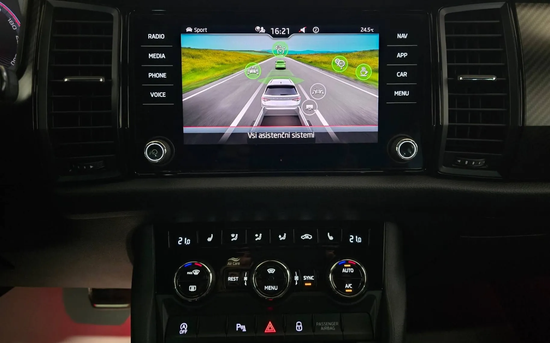 Notranja slika - Škoda Kodiaq - 2.0 TDI Sportline DSG- Matrix.virtual.kamera.ALU19 - 14