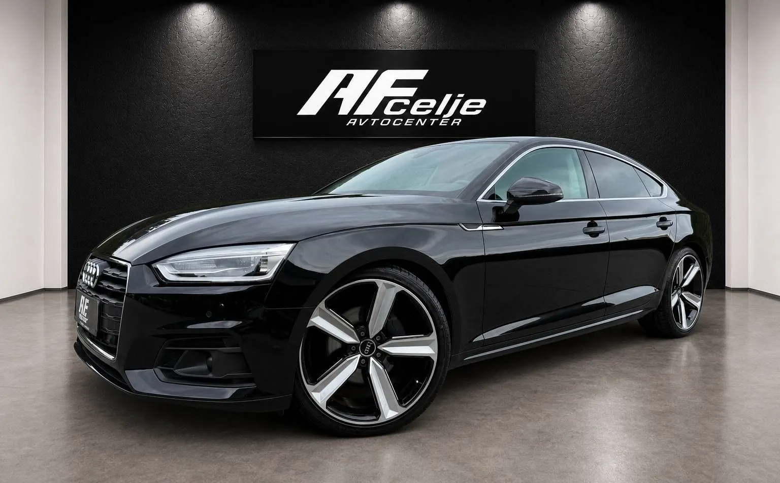 Zunanja slika - Audi A5 Sportback - 2.0 TDI-Q-4X4-AUT-S LINE-LIZING ZA TUJCE-XENON+LED - 1