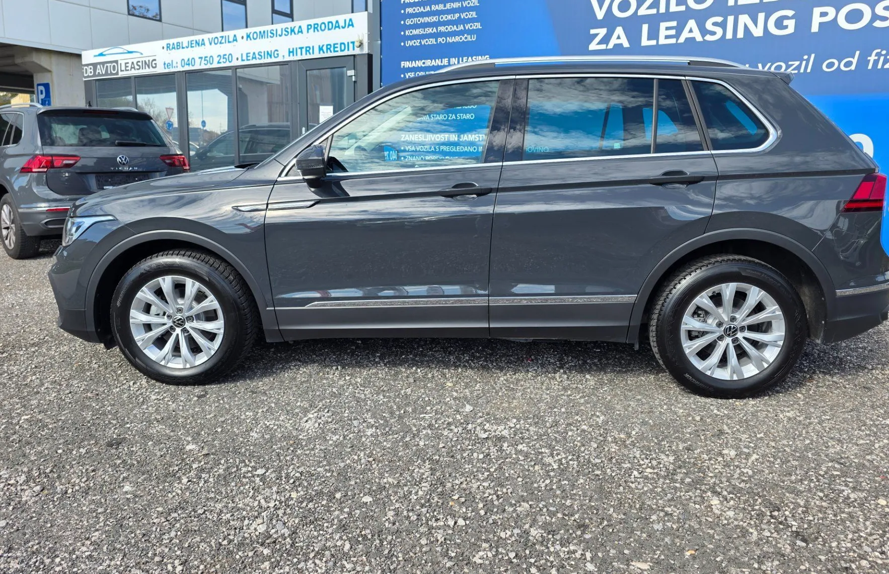 Zunanja slika - Volkswagen Tiguan - 2.0 TDI BMT Life DSG. oprema v opombah - 5
