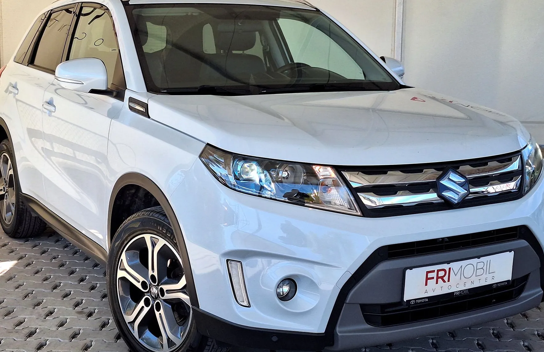 Zunanja slika - Suzuki Vitara - AllGrip 1.6 Elegance •VLEČNA KLJUKA•SLO•NAVI• - 2