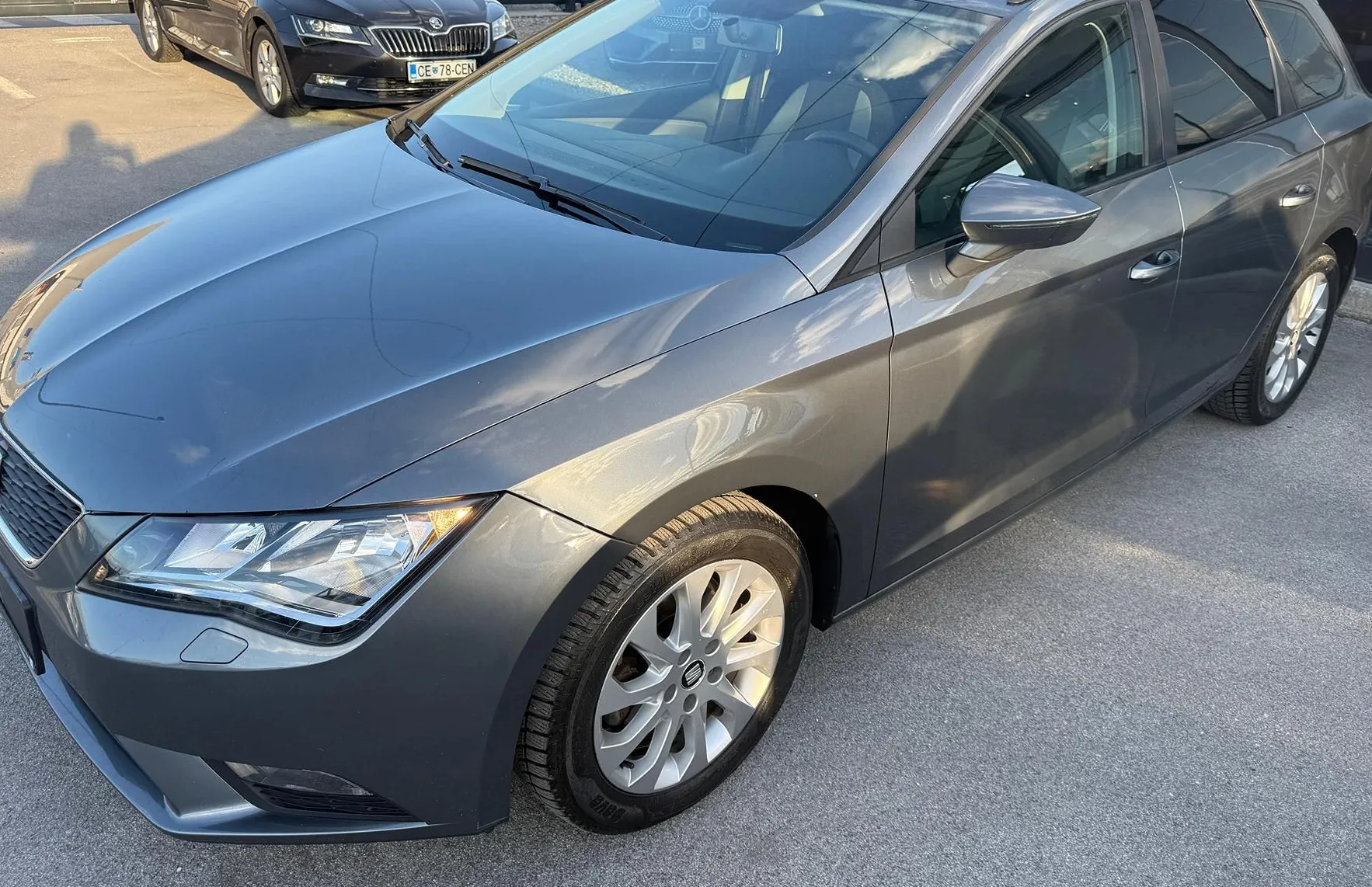 Zunanja slika - Seat Leon - ST 1.6 TDI Park-GretjeSED-AVTKLIMA-ALU-BREZ POLOGA - 4