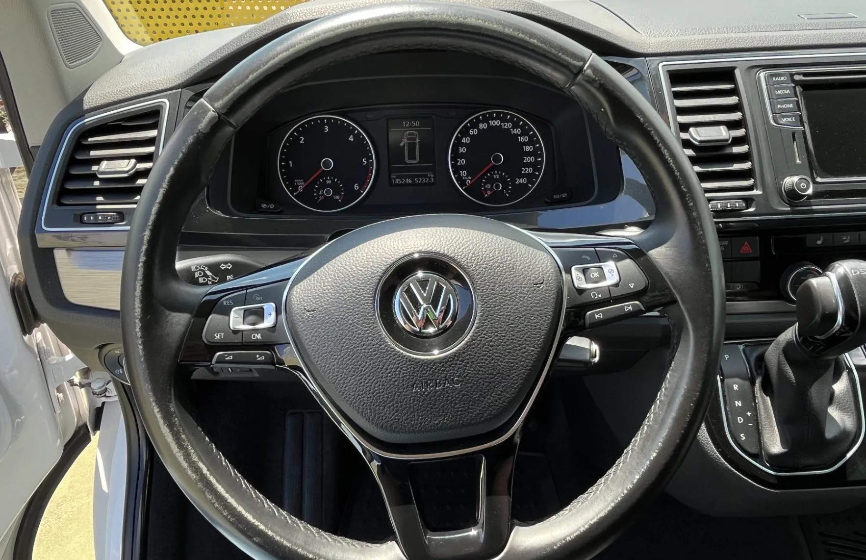 Zunanja slika - Volkswagen Multivan - 2.0 TDI DMR Comfortline DSG. LED. NAVI. 2X PDC. - 14
