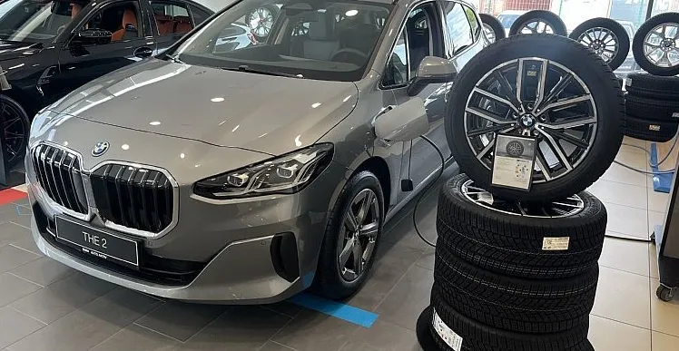 Zunanja slika - BMW Serija 2 - Active Tourer: 225e xDrive DCT - 1