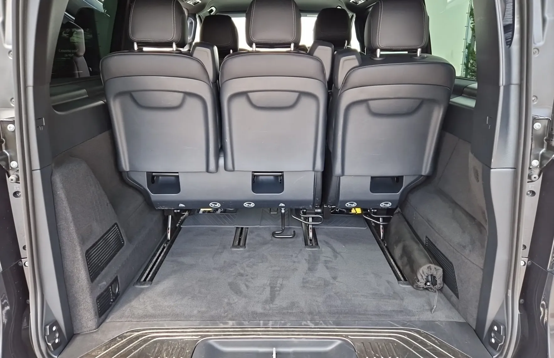 Zunanja slika - Mercedes-Benz V-Razred - V 300 d 4MATIC dolgi Avt. - 12