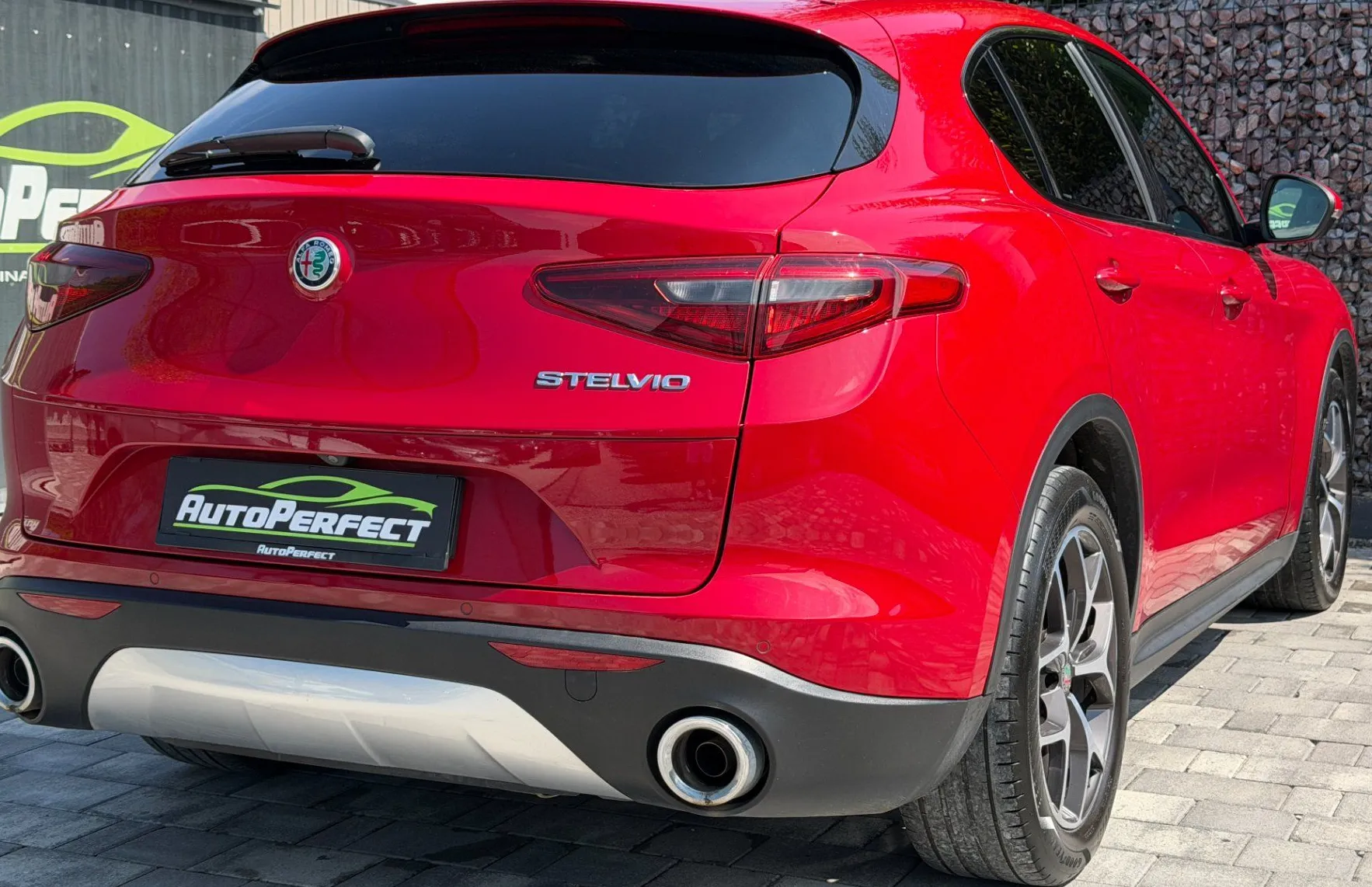 Zunanja slika - Alfa Romeo Stelvio - 2.2 Diesel 190KM Super |Gr.sed|Gr.Vol|Kam|Navi| - 4