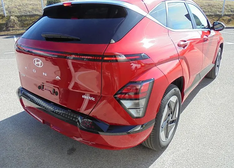 Zunanja slika - Hyundai Kona - Electric 48.6 kWh 99kW PREMIUM°Winter°Topl.črp° - 4