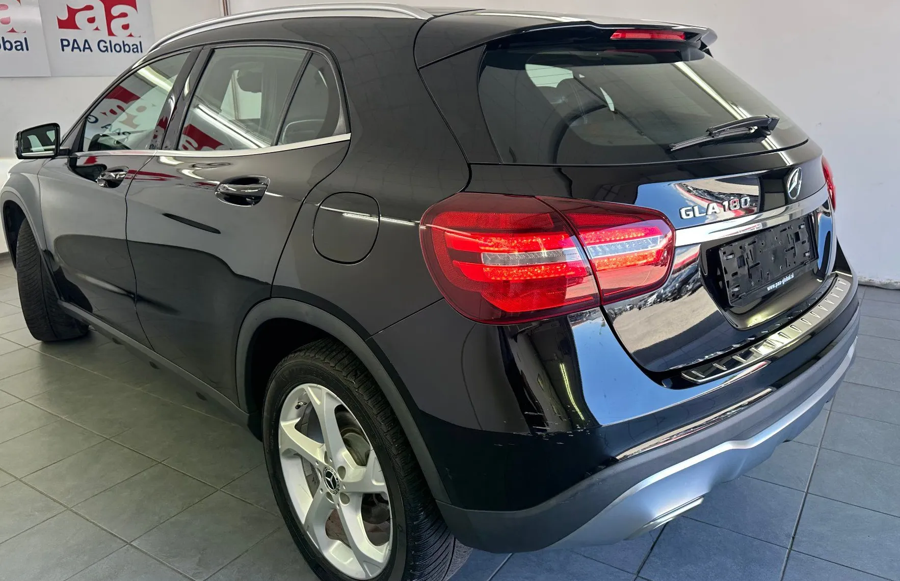 Zunanja slika - Mercedes-Benz GLA-Razred - GLA 180 Avt.KAMERA.USNJE.LED.NAVI. - 11