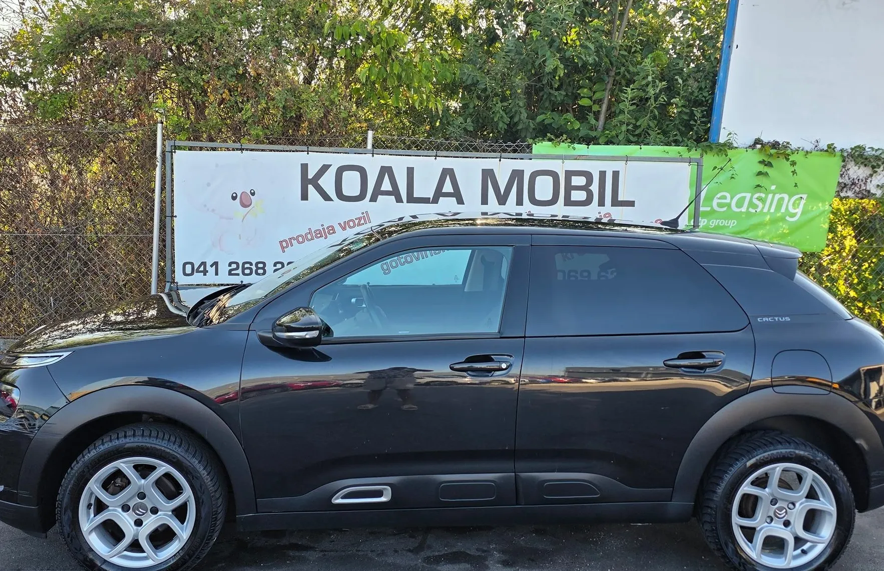 Zunanja slika - Citroën C4 Cactus - 1.2 PURETECH 110 S S SHINE LED-SLOVENSKI-1.LASTNIK - 7