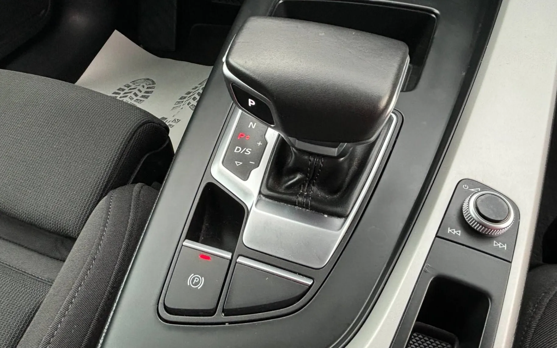 Zunanja slika - Audi A4 - 35 TDI S tronic S line LED-KAMERA-NAVI - 14