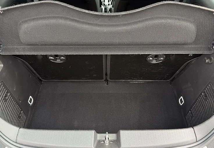 Zunanja slika - Opel Adam - 1.4 - KLIMA - TEMP - ALU16 - Black White - 12
