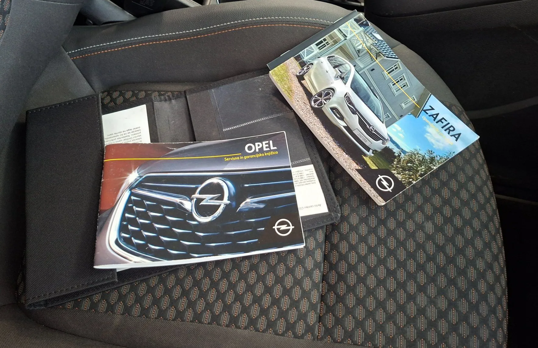 Zunanja slika - Opel Zafira - 1.6 CDTI Edition Start Stop-LED-PDC-KLJUKA-7 SEDEŽ - 16