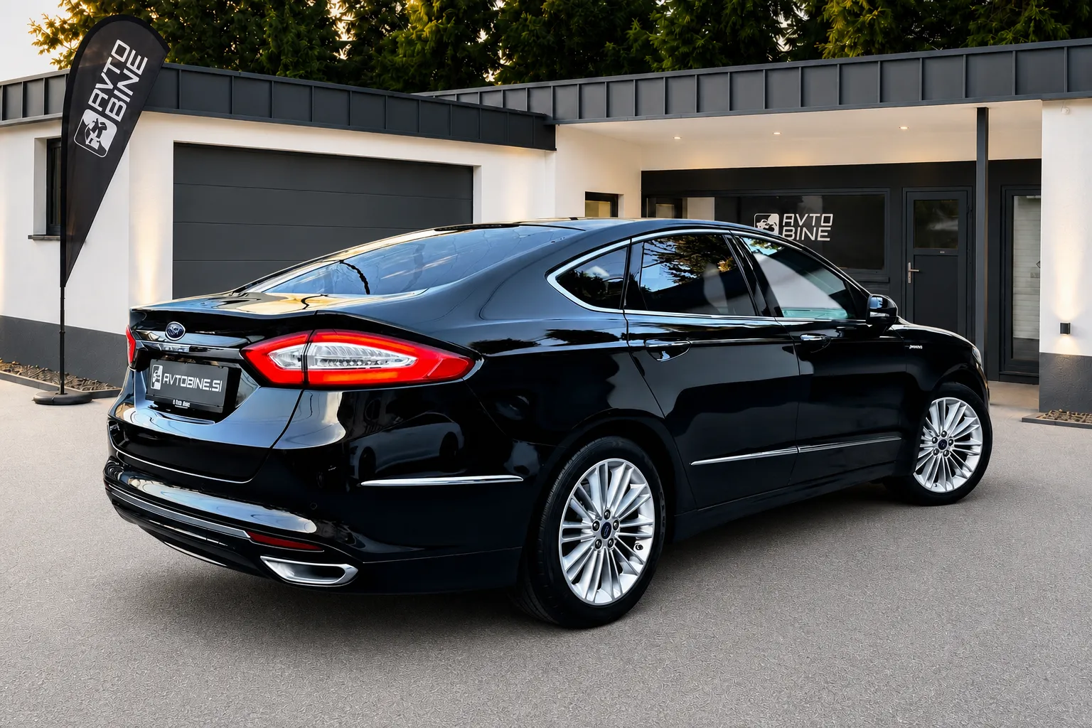 Zunanja slika - Ford Mondeo - 2.0 TDCi VIGNALE+LIMO+LED+NAVI+KAMER+AVT... - 6
