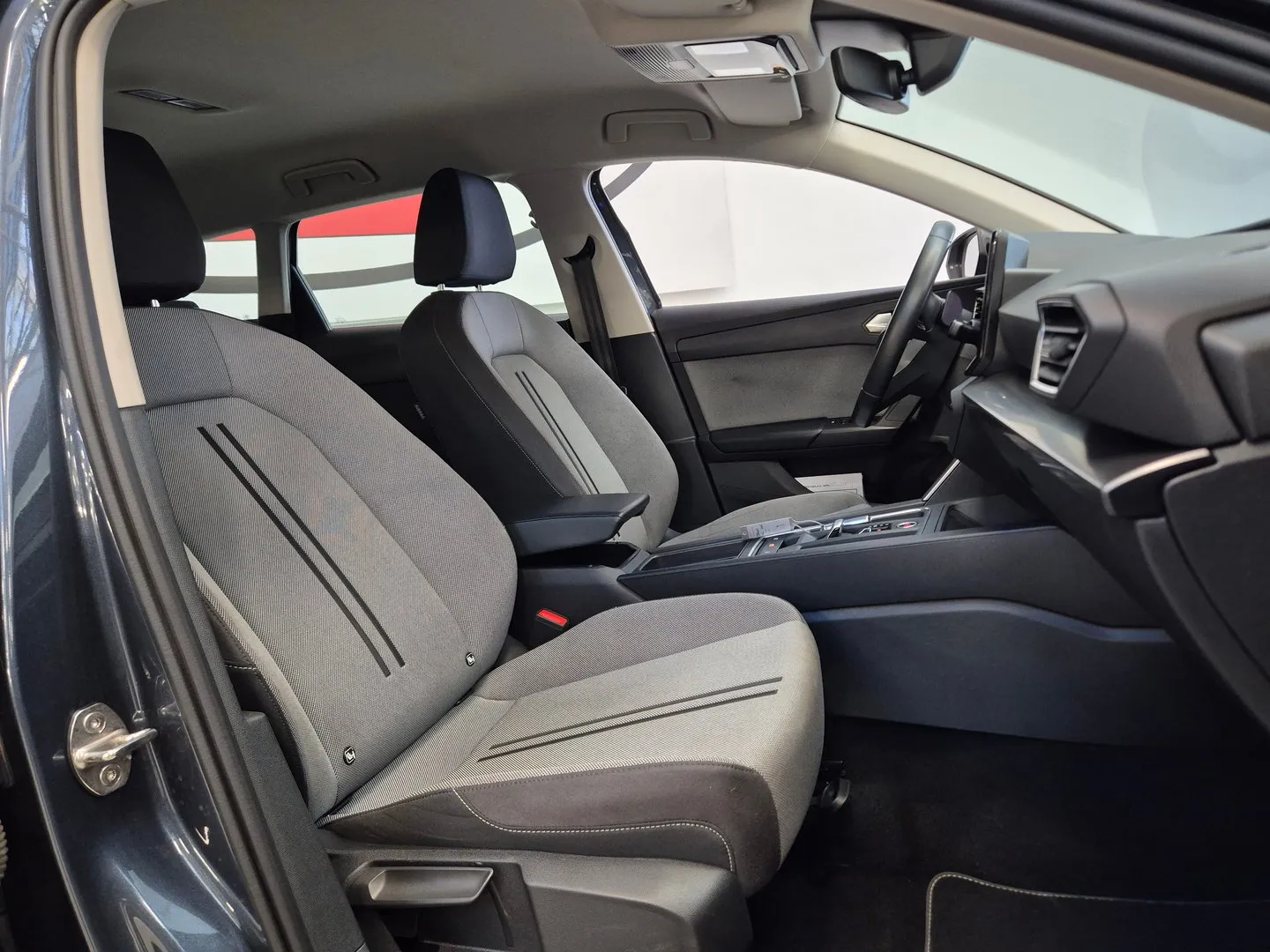 Zunanja slika - Seat Leon - SP Style 2.0 TDI DSG 110kW (150KM) - 10