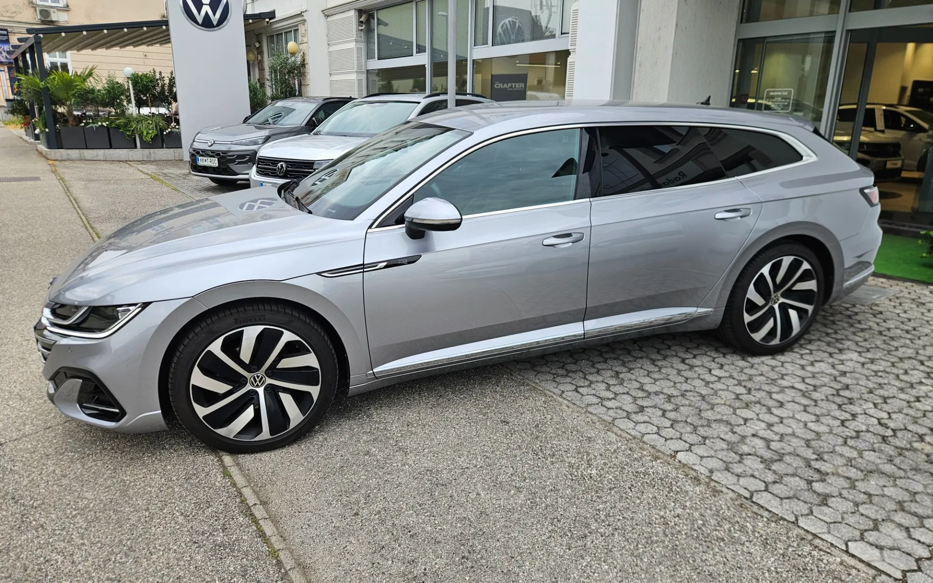 Zunanja slika - Volkswagen Arteon - 2.0 TDI BMT R-Line DSG - 5