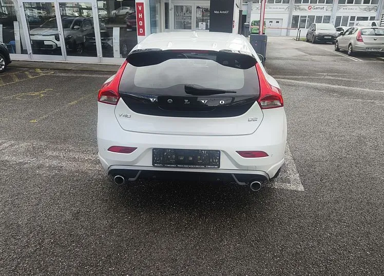 Zunanja slika - Volvo V40 - R-DESIGN 2.0 TD - 6