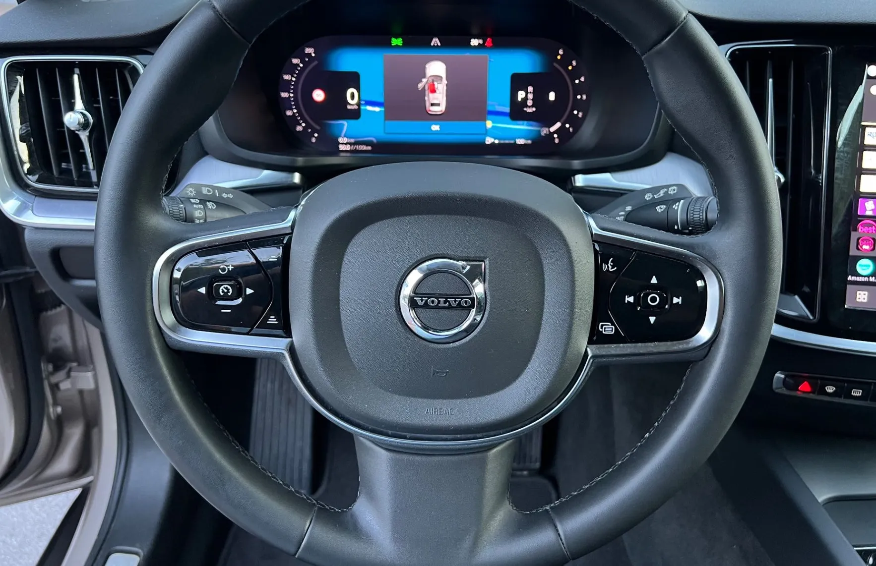Zunanja slika - Volvo V60 Cross Country - B4D AWD od 1 lastnika 1 letna garancija odličen - 14