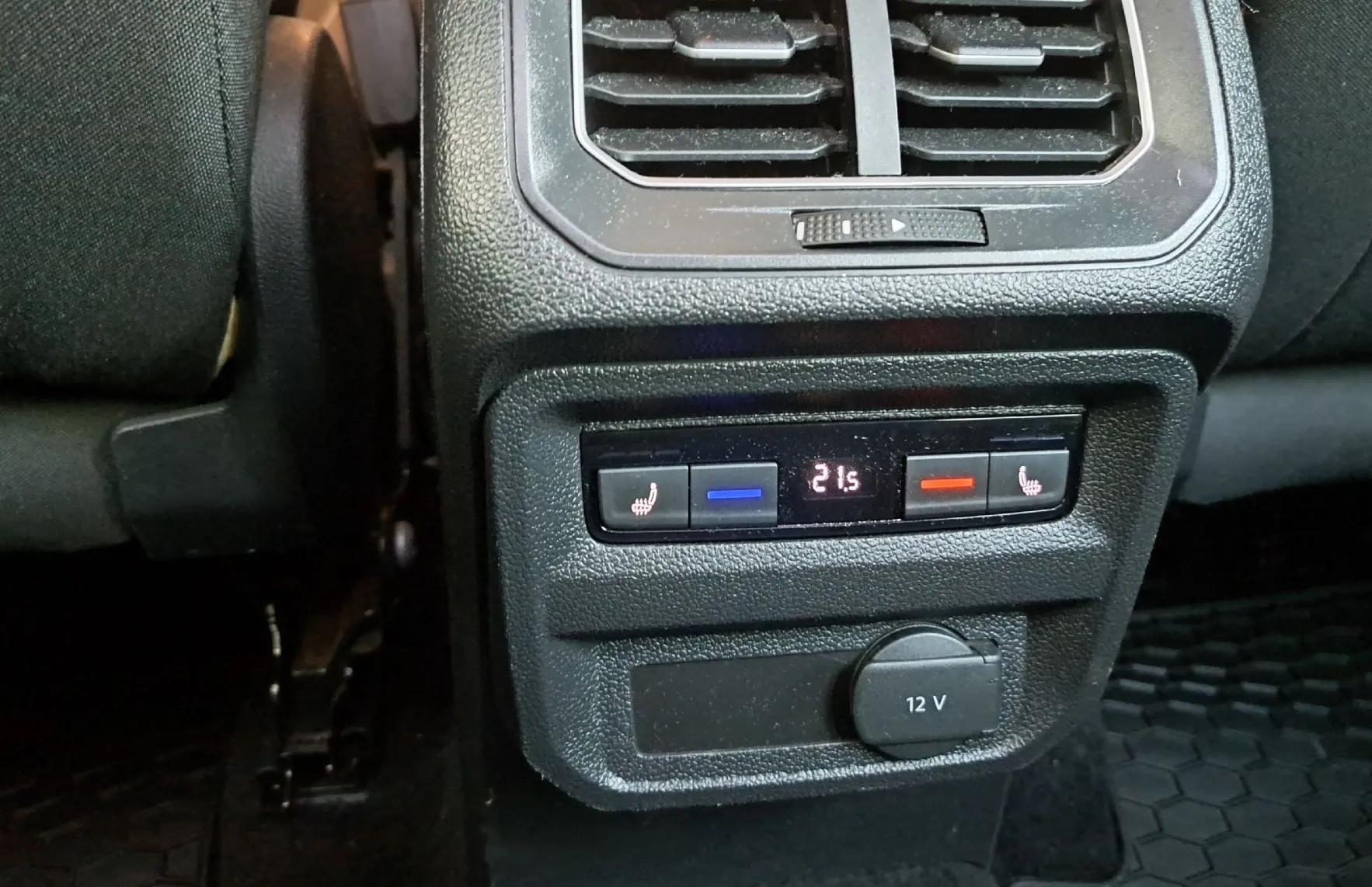 Zunanja slika - VW Tiguan - 2.0 TDI 4Motion DSG Highline Panorama-LED-Keyless - 13