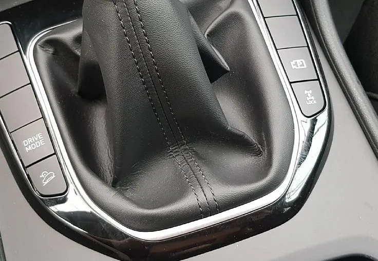 Zunanja slika - Hyundai Tucson - 4WD 1.6 T GDI Premium 1.LASTNIK SLOVENSKI - 11
