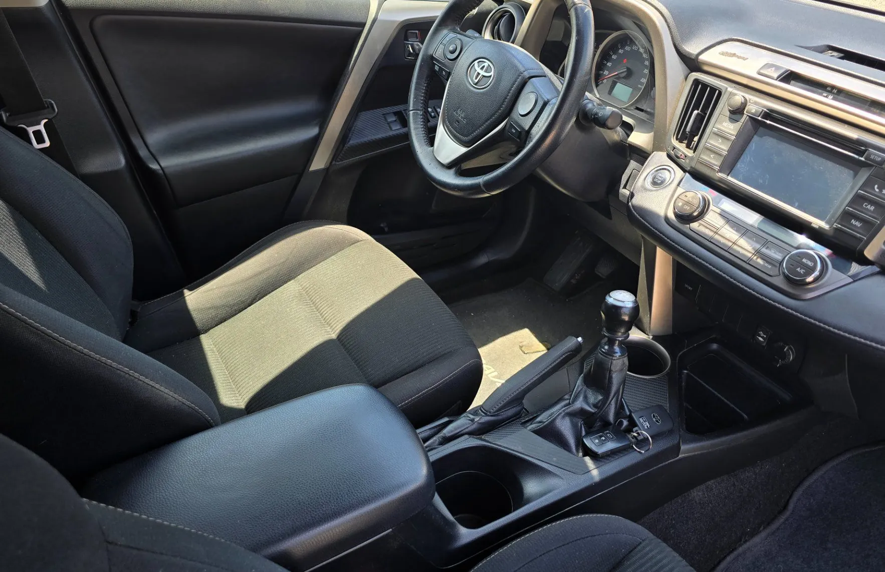 Zunanja slika - Toyota RAV4 - 2.0 D-4D 4x4 Elegant - 15