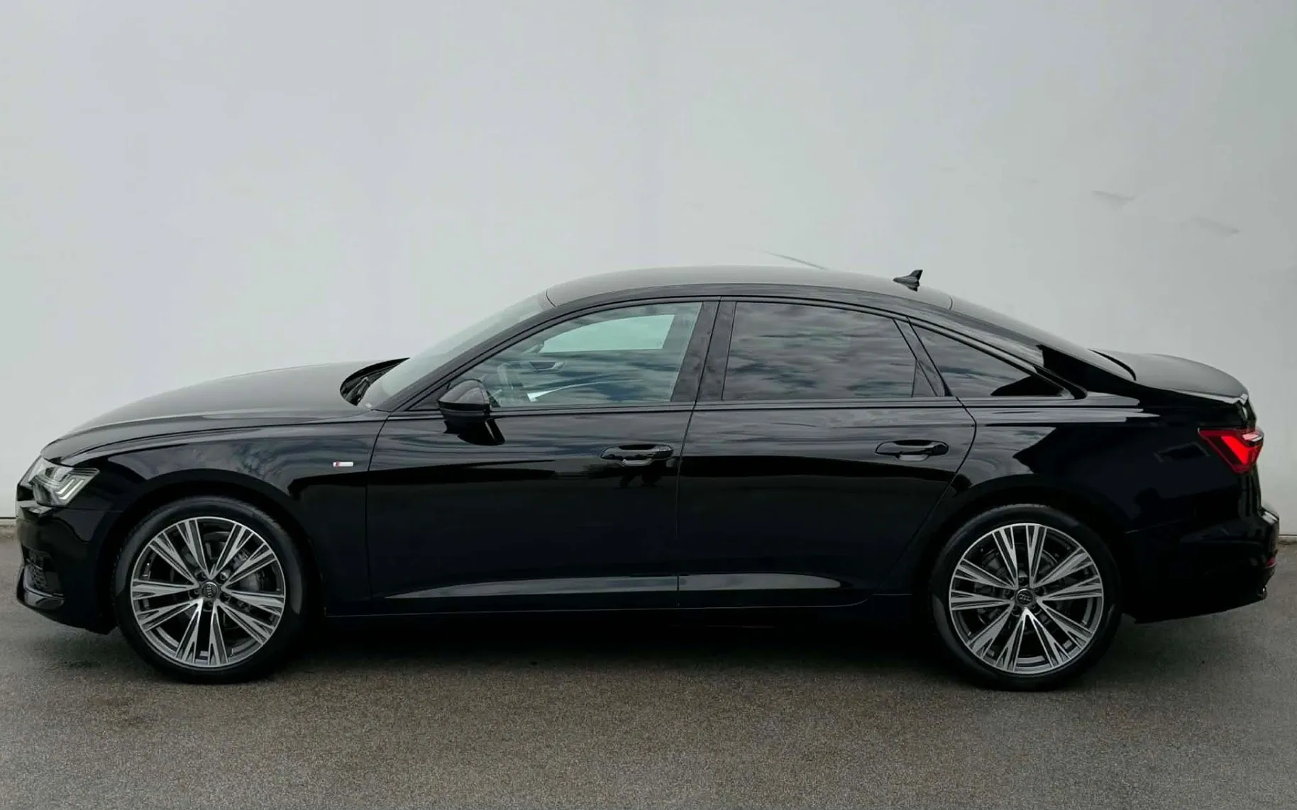 Zunanja slika - Audi A6 - 40 TDI-Q-4X4-S LINE-MATRIX-SOFT CLOSE-ACC-KAMERA- - 5