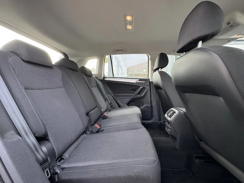 Zunanja slika - Volkswagen Tiguan - 2.0 TDI BMT ComfortlineED 115KM OPR. VELIKI SERVIS - 11