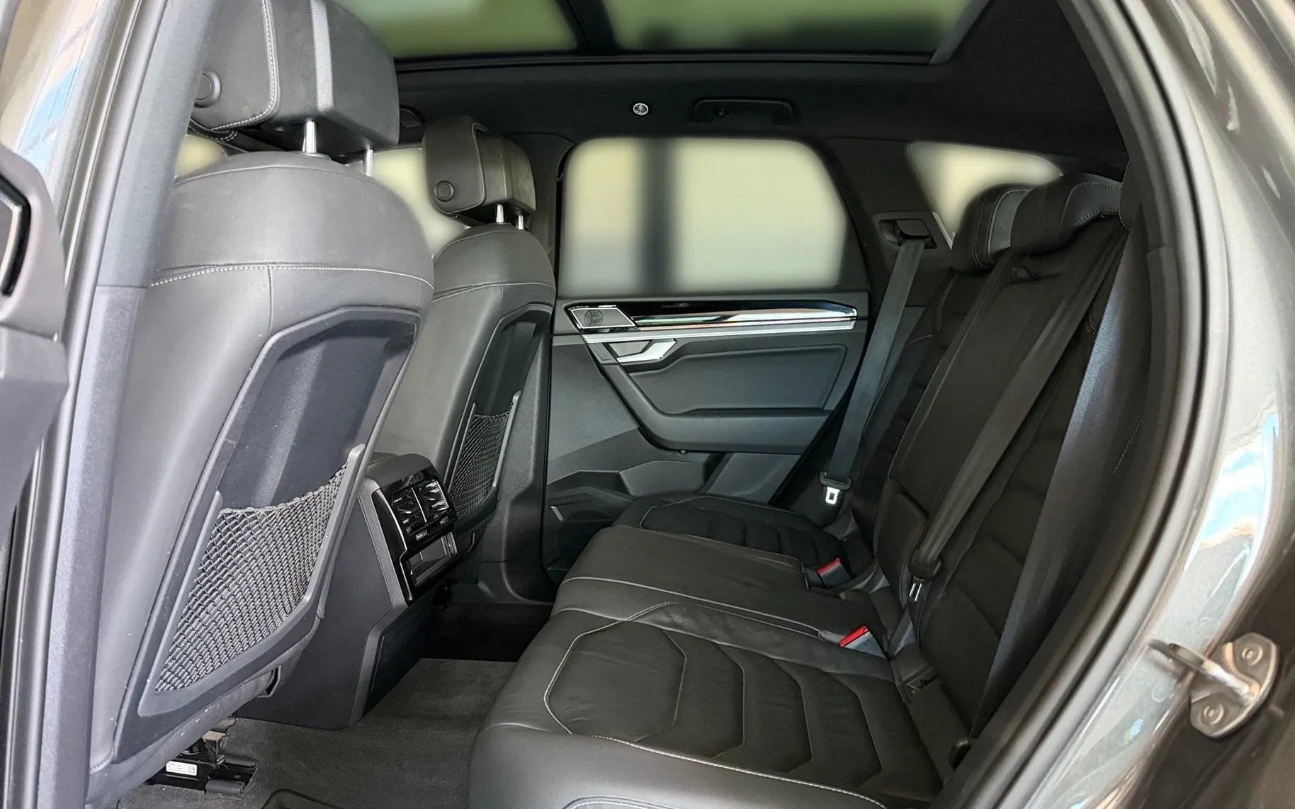 Notranja slika - Volkswagen Touareg - 4motion V6 TDI BMT R-Line Aut.Panorama-NightVisi.. - 11